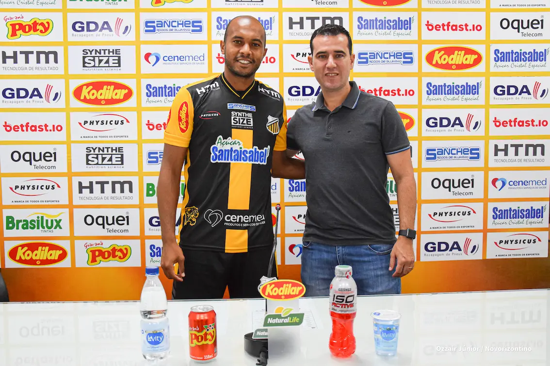 Atacante Quirino reforça o Tigre na Série B