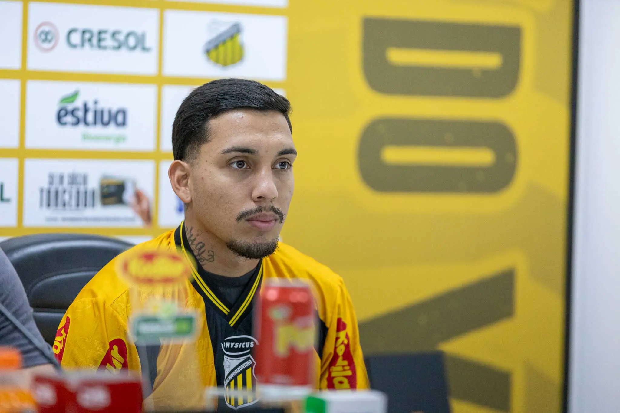 APRES.VINICIUS PAIVA E HÉLIO BORGES12