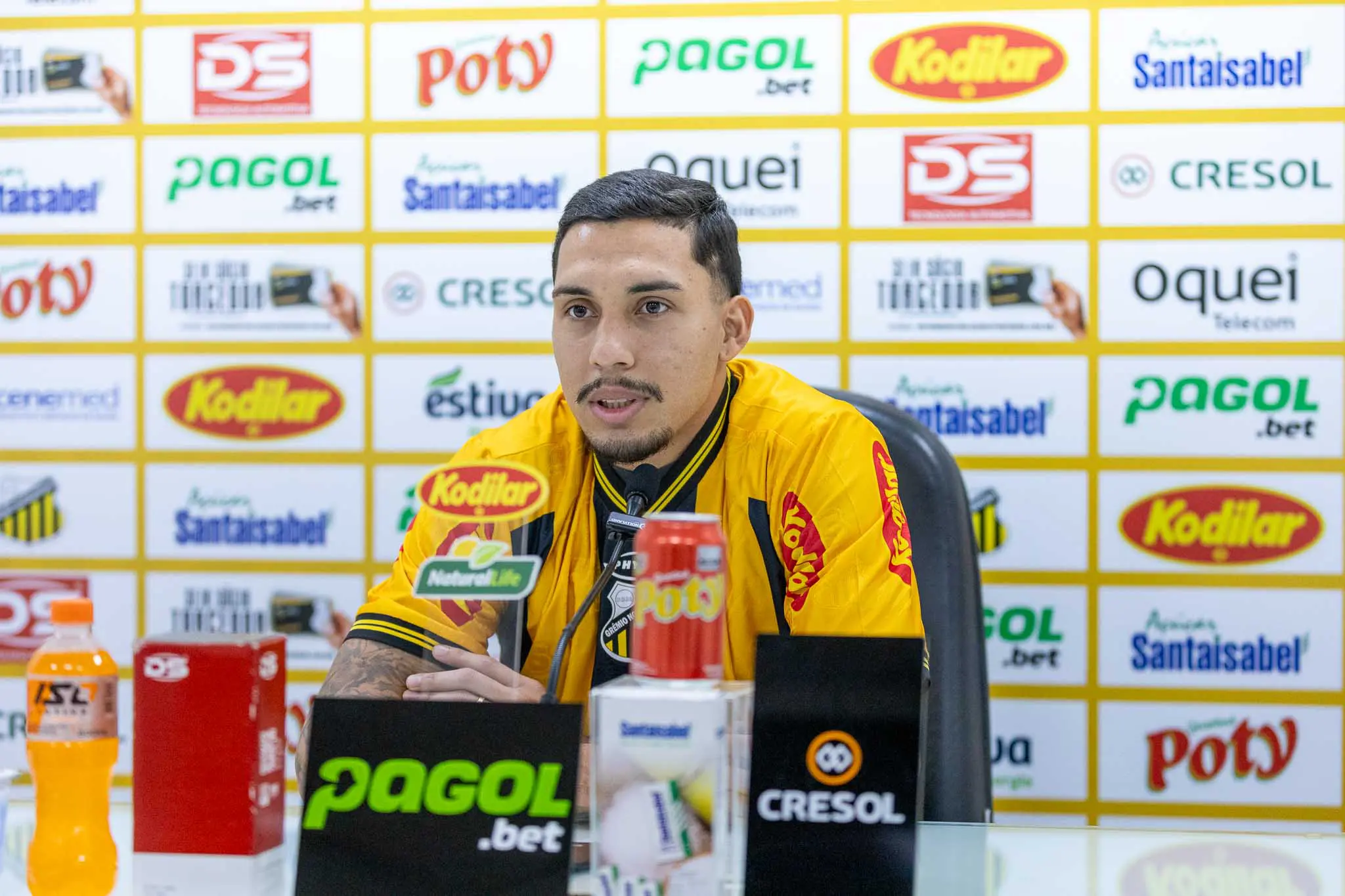 APRES.VINICIUS PAIVA E HÉLIO BORGES18