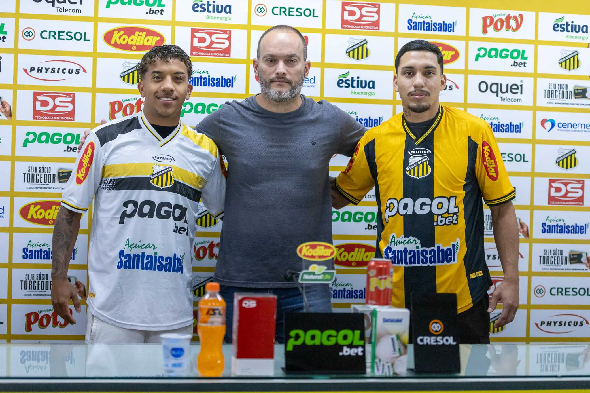 APRES.VINICIUS PAIVA E HÉLIO BORGES7