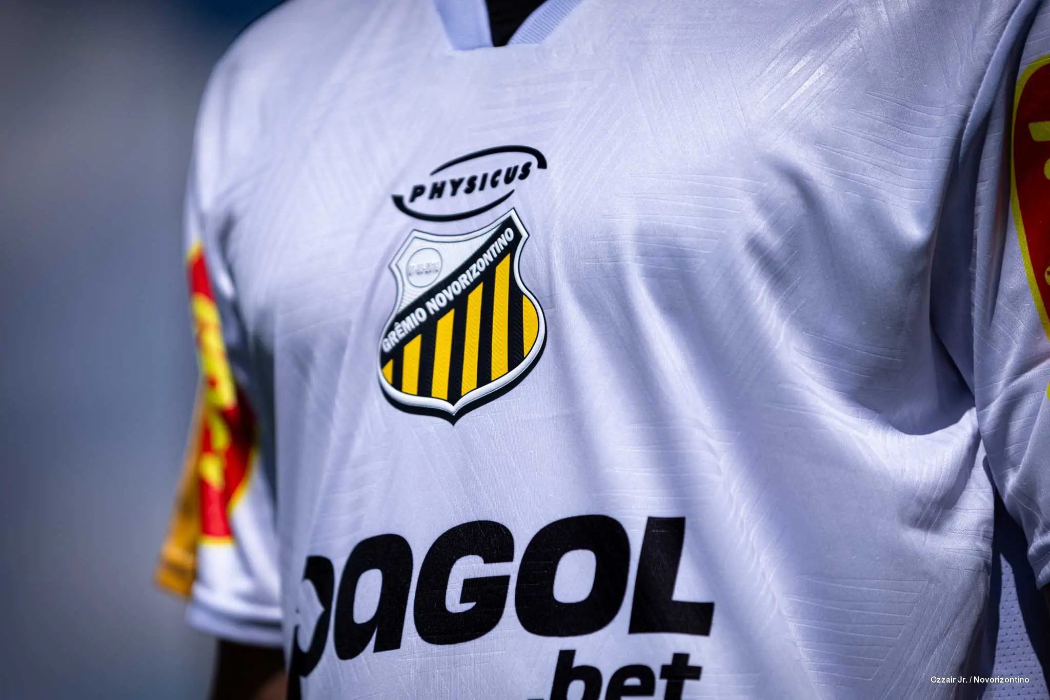 Novo uniforme 2026-14