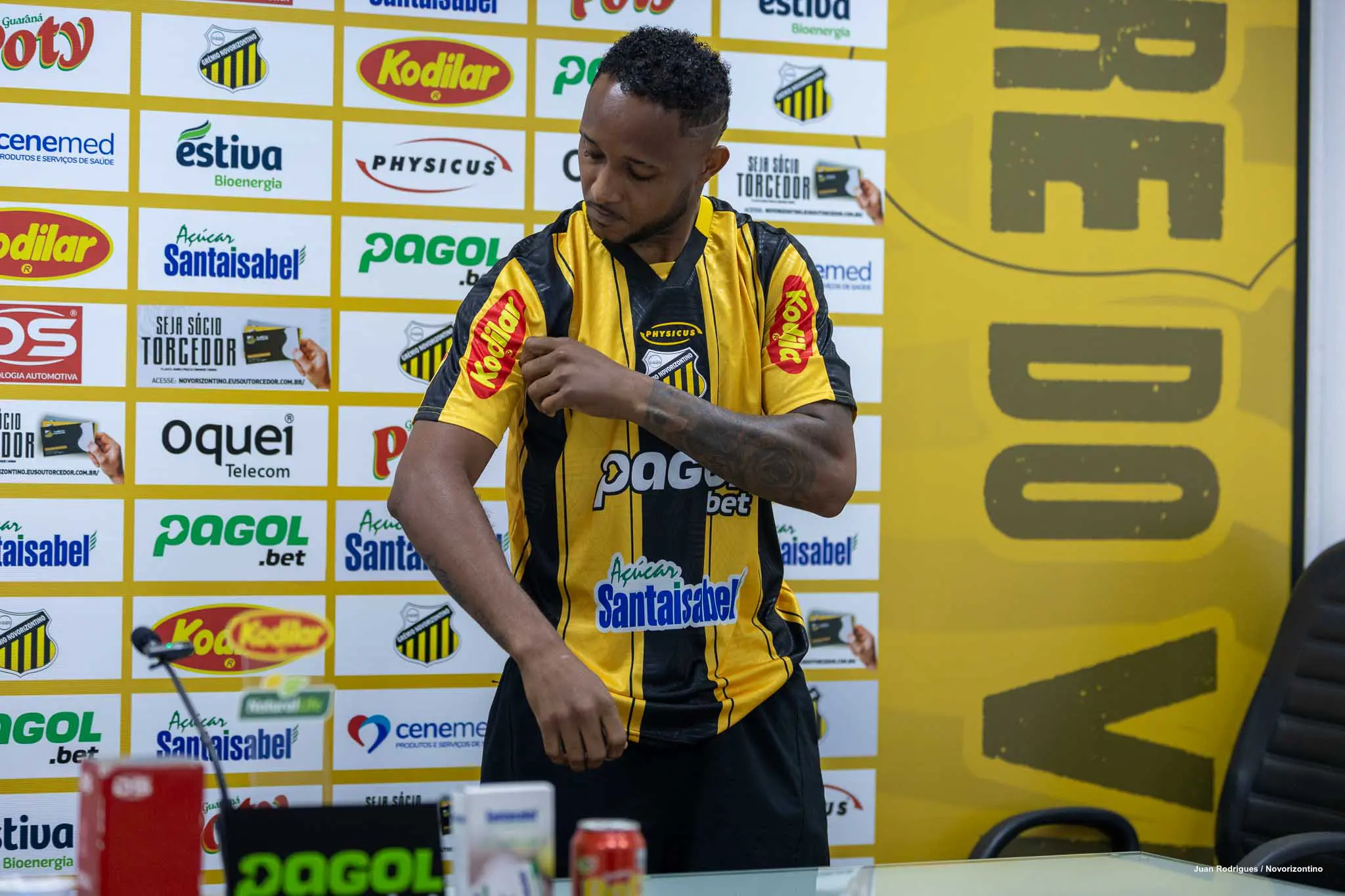 APRESENTAÇÃO-CASTRILLÓN-2