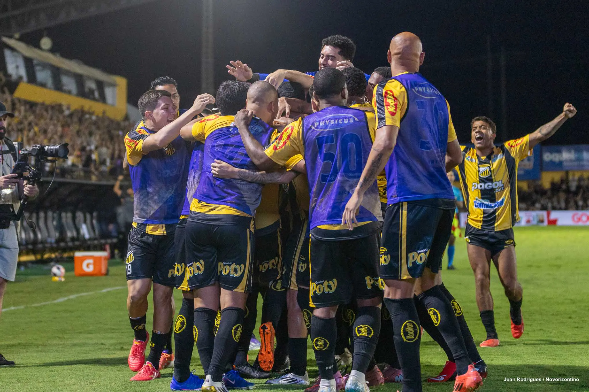 NOVxCOR – SEMIFINAL-07