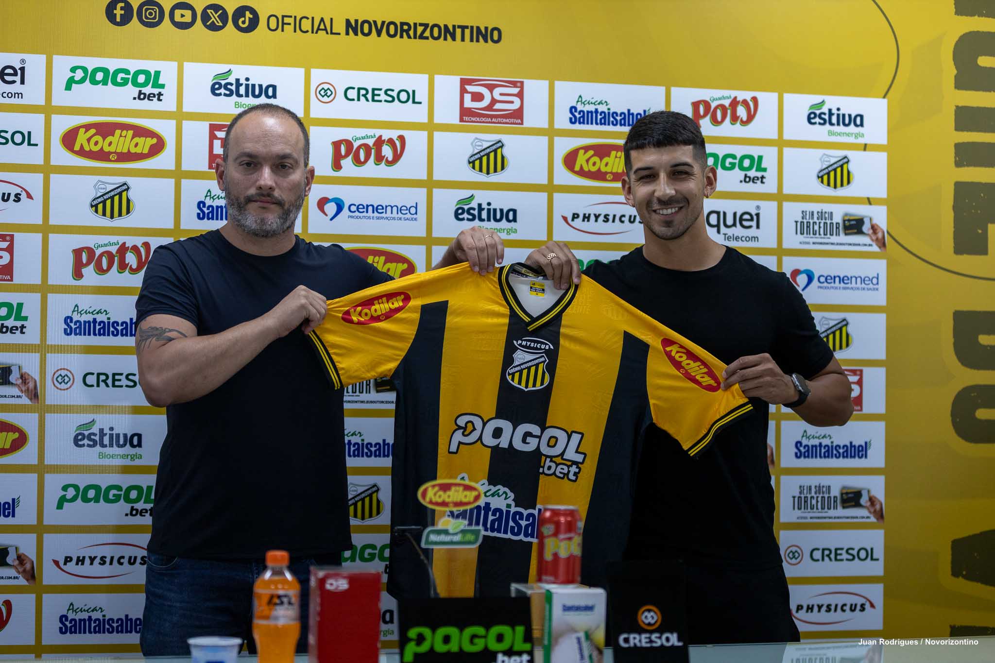 APRESENTAÇÃO CÉSAR E ALVARIÑO-18