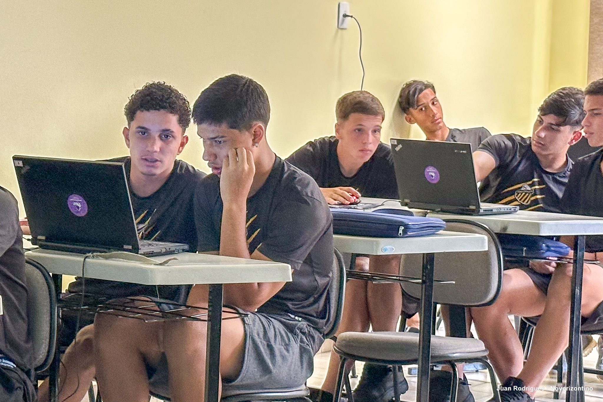 AULA-DE-ROBÓTICA-10