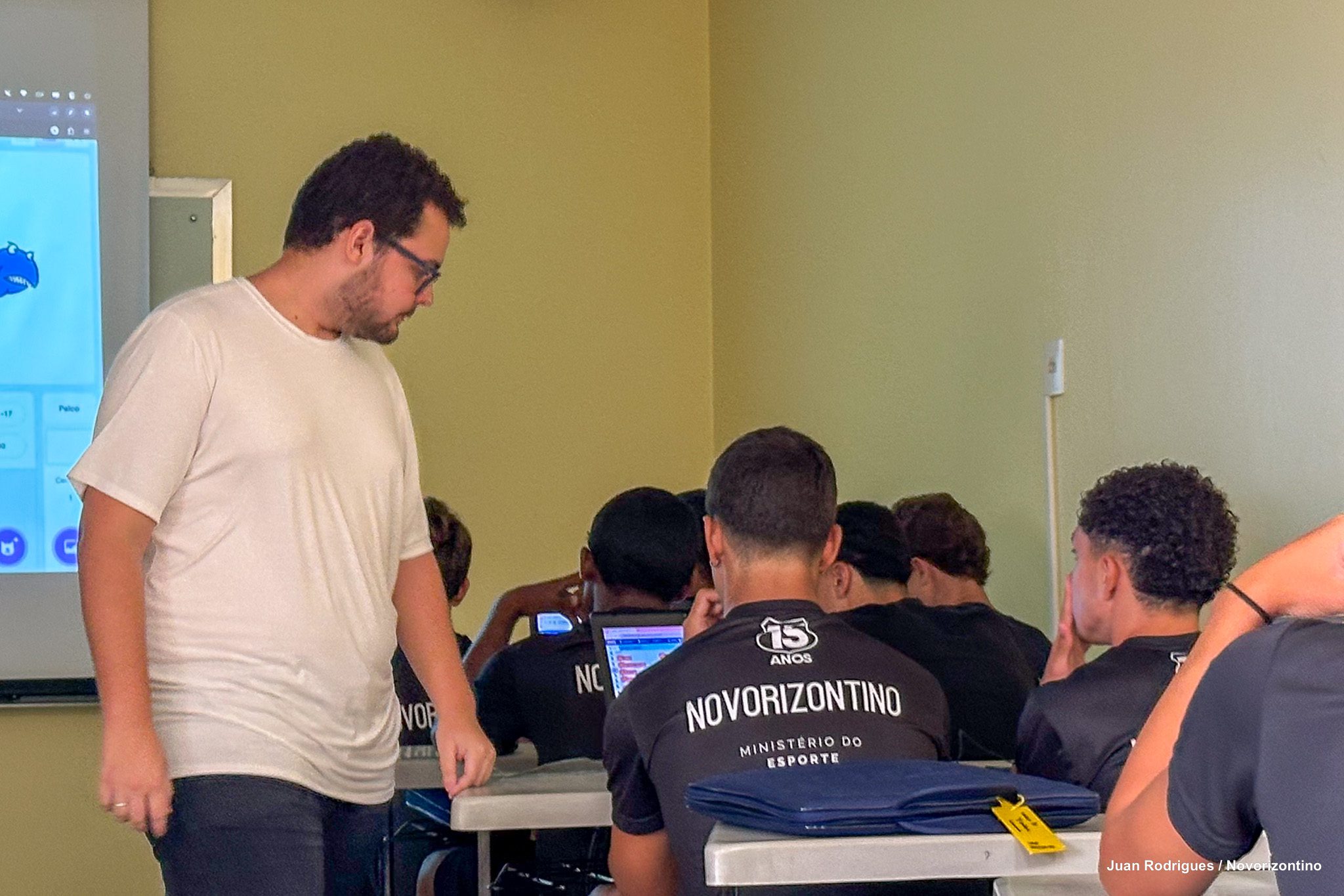AULA-DE-ROBÓTICA-3