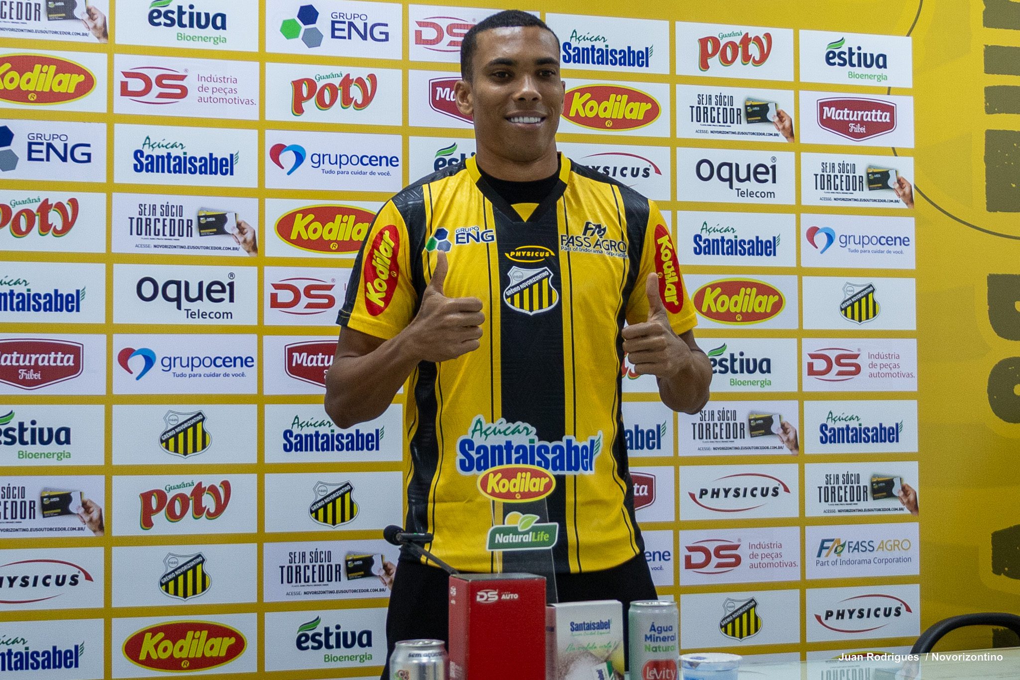 APRESENTAÇÃO-MADSON-09